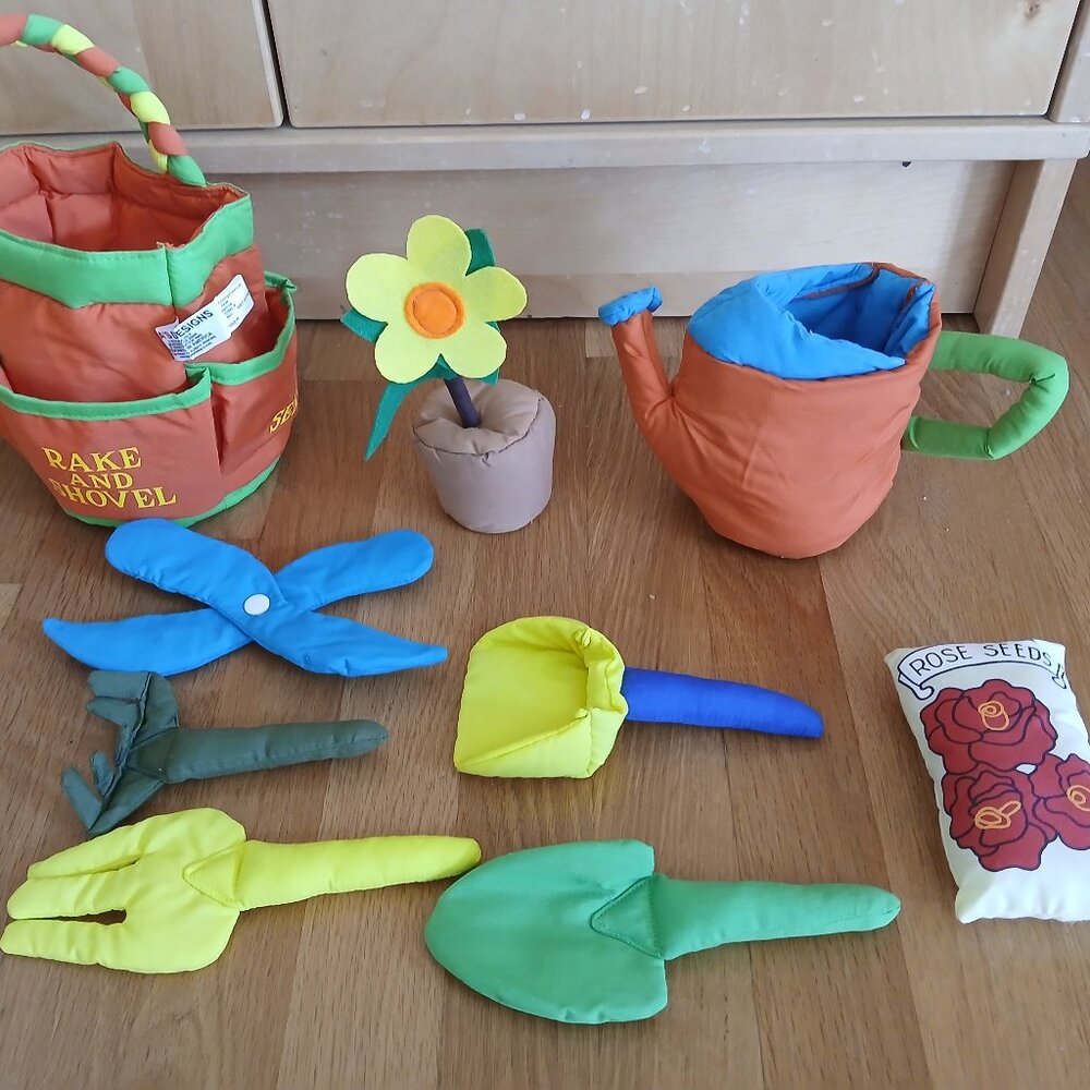 Alma's Designs gardening tools Kit Play Bag New